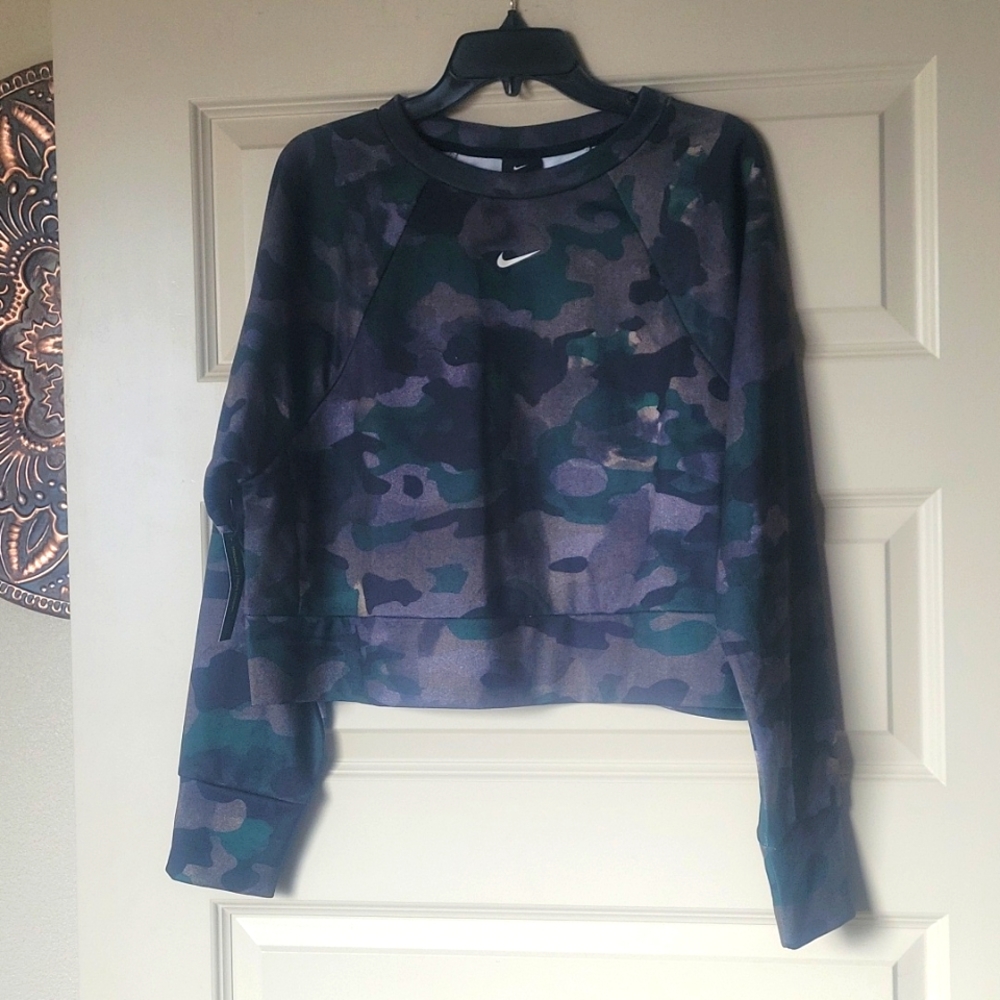 Womens 1x Nike Crew Neck